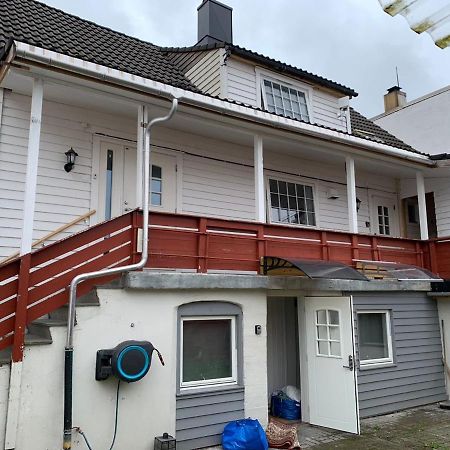 Central And Large Cosey Apartment Stavanger Exterior photo